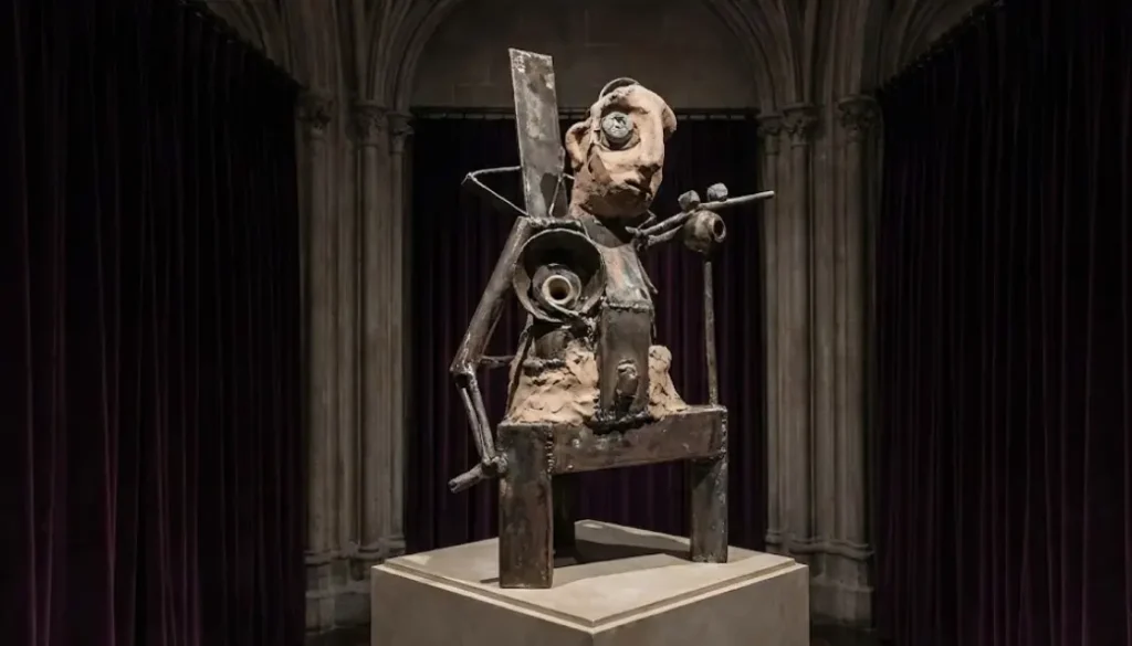 A tribute to the avant-garde aesthetic of Delia Deetz, the "Day-O" singing sculptor who became a fan favorite in Tim Burton's cult classic and its 2024 sequel.